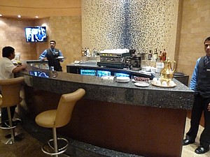 Abu Dhabi Al Reem lounge Sept 2012